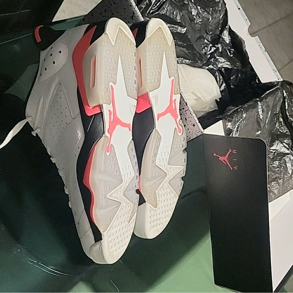 Nike Air Jordan Retro 6 Low - Picture 3 of 7